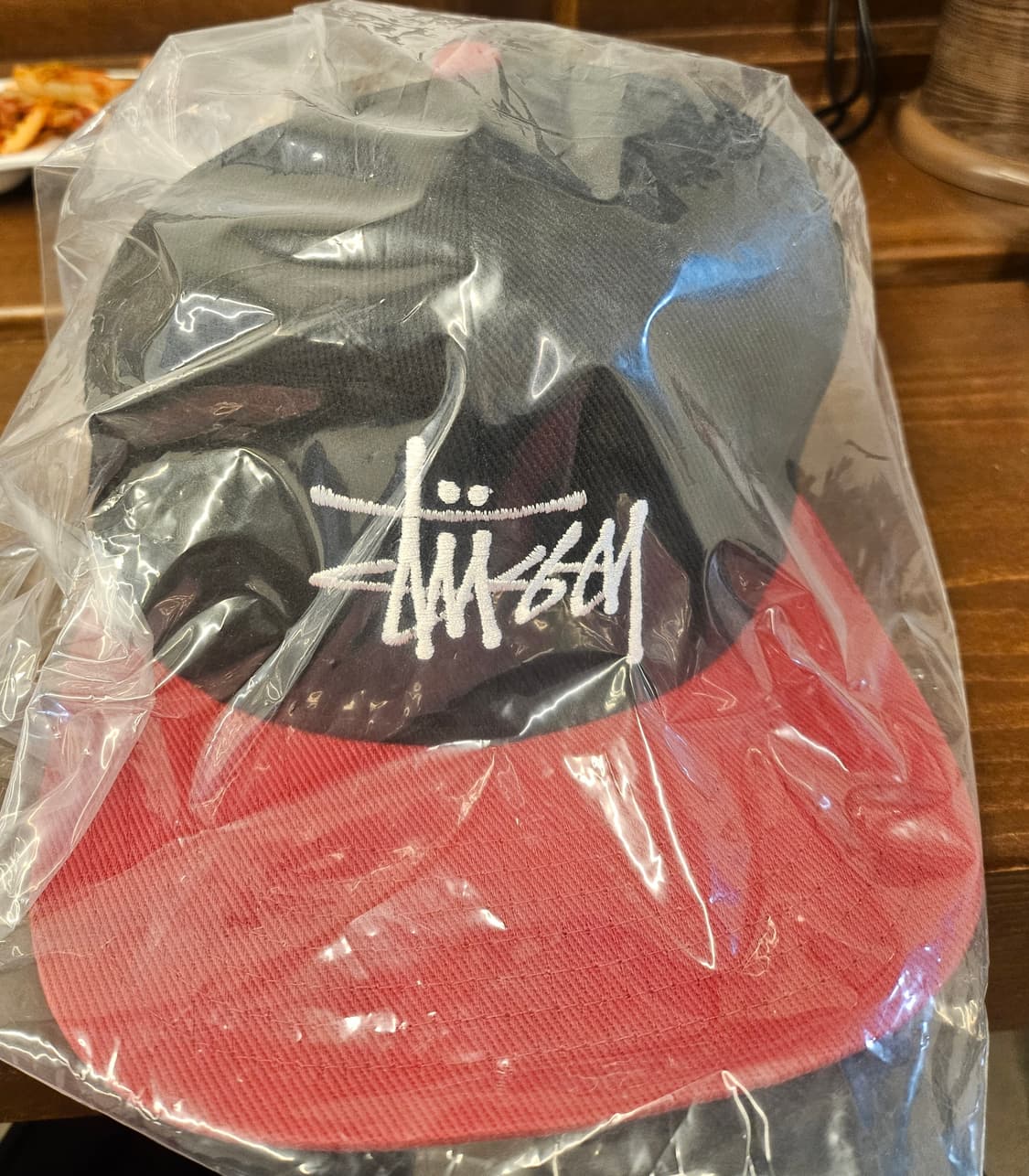 스투시 블랙/레드 볼캡 모자 상품이미지2