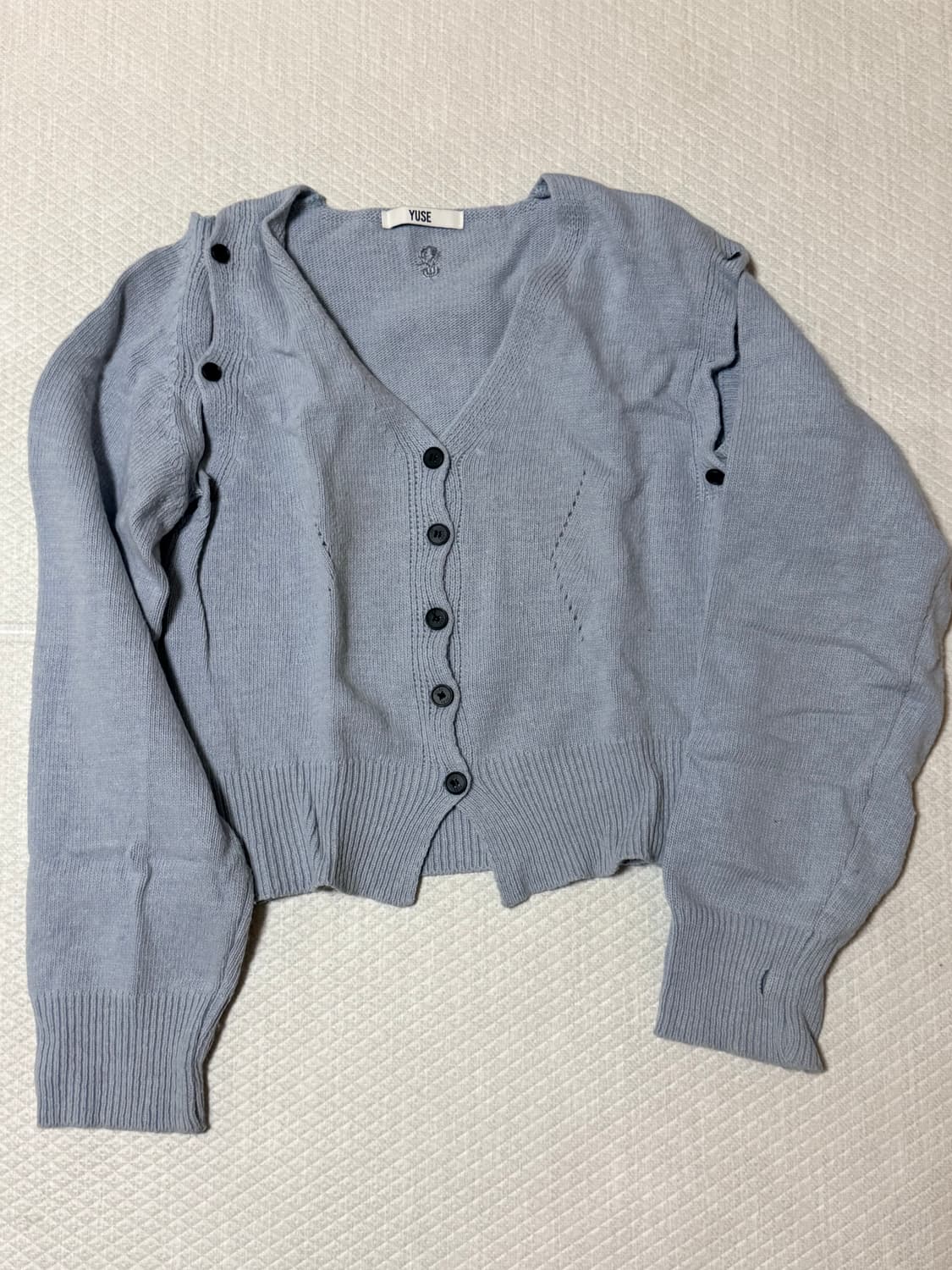 유즈 캐시미어 숄더컷 크롭 니트 가디건 상품이미지7