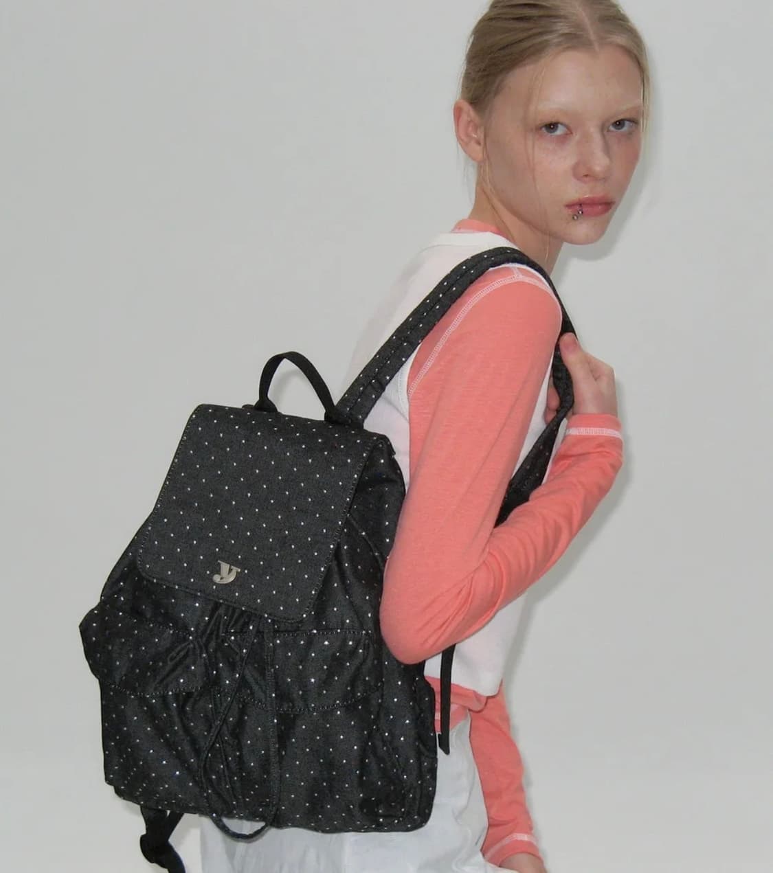 여밈 백팩 day backpack (star black) 상품이미지1