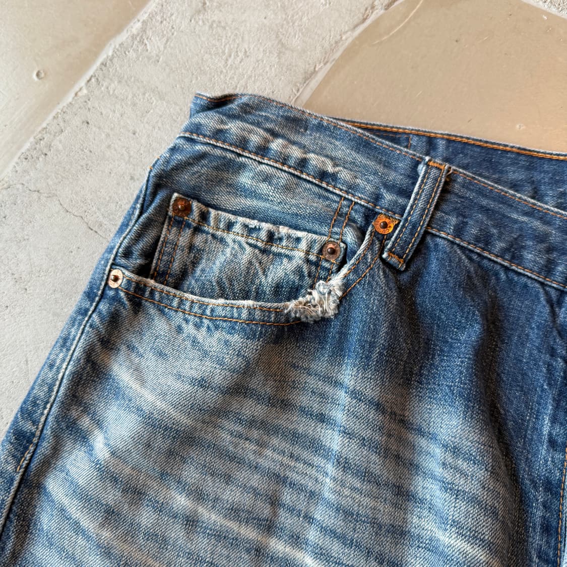 리바이스 501 데님 팬츠 상품이미지3