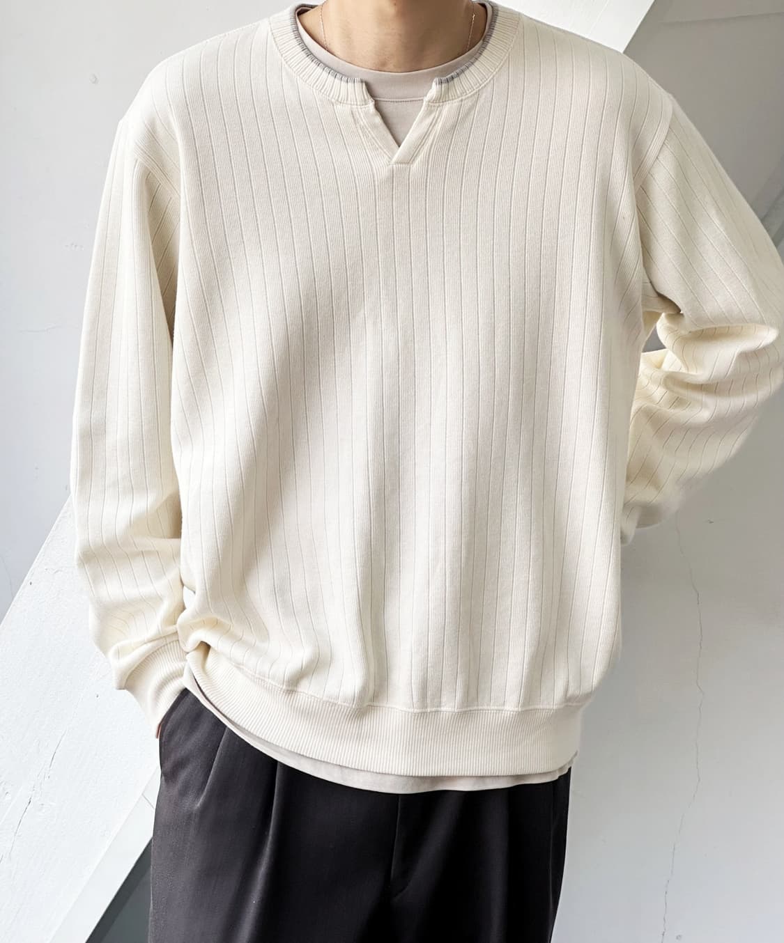 Design neck high gauge knit P/O 상품이미지8