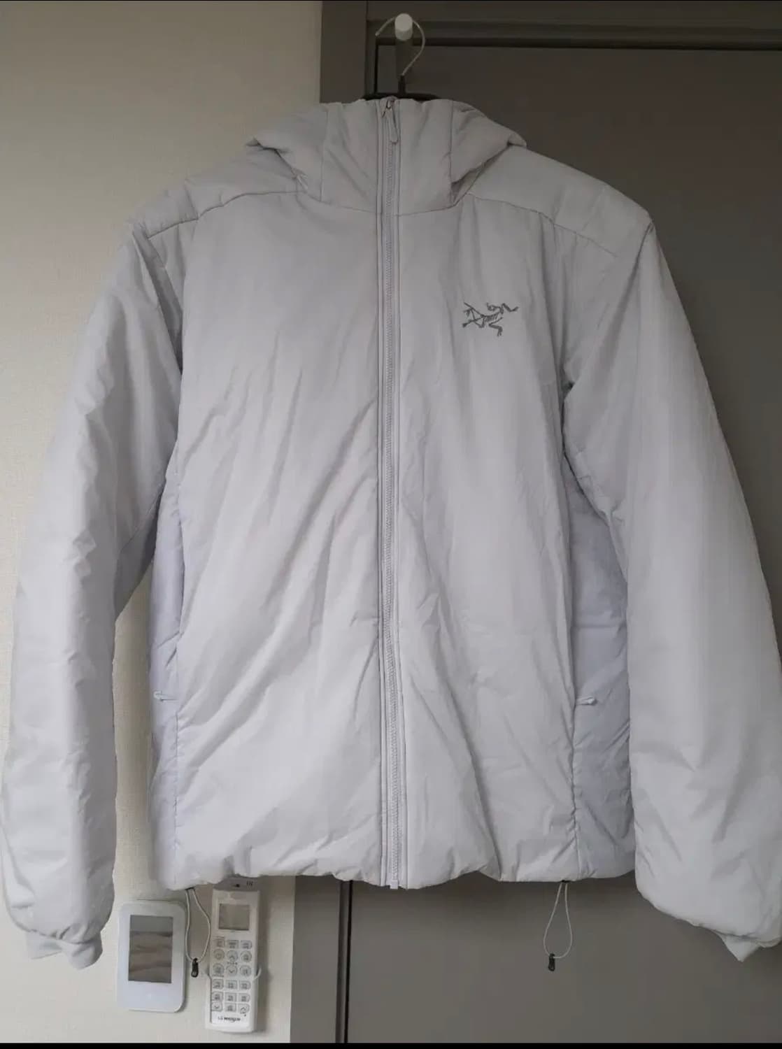 아크테릭스 아톰 SV 후디 솔리튜드 상품이미지1