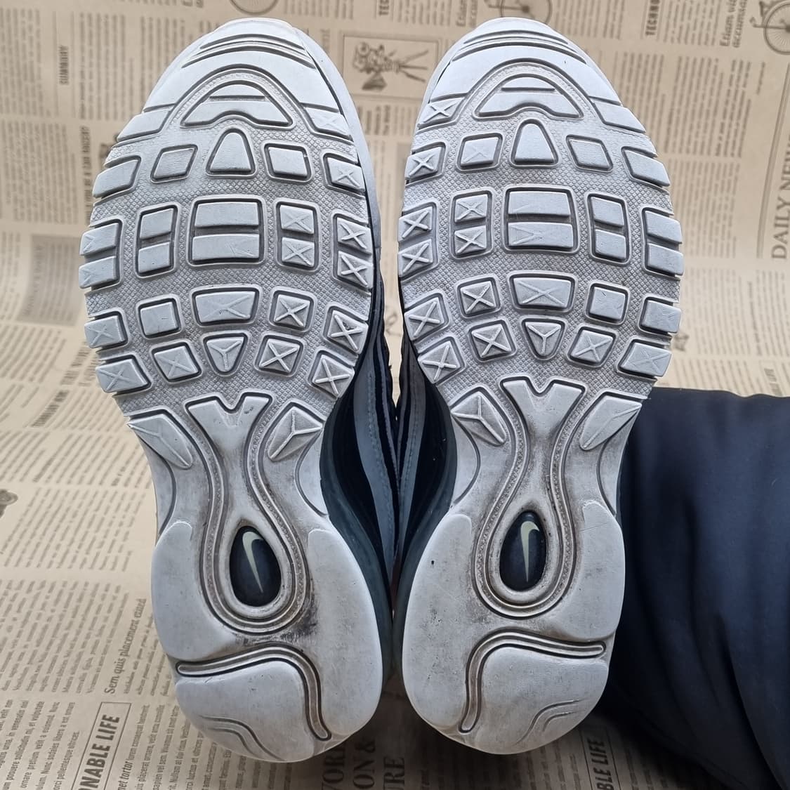 나이키 에어맥스 98 여성운동화235 상품이미지3