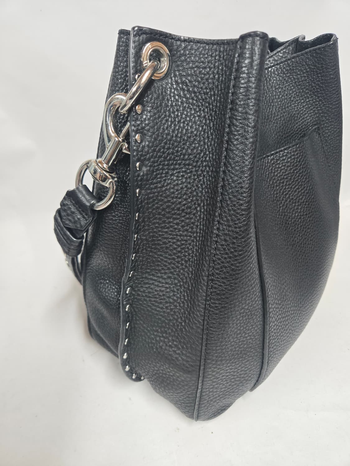 레베카밍코프 블랙 가죽 버킷백 상품이미지5