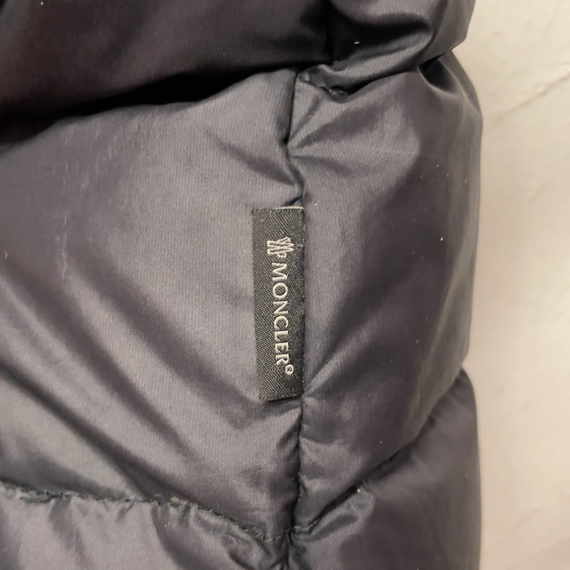 몽클레르 (우먼) 난테스퍼 블랙 롱 패딩 상품이미지4