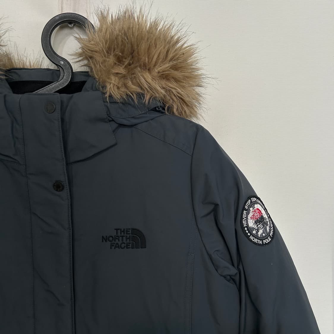 노스페이스 여성 구스다운 롱패딩 85 M 빵빵함 상품이미지2