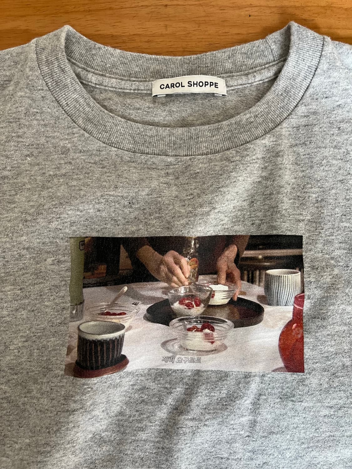 캐롤쇼페 체리요구르트 티셔츠 상품이미지2