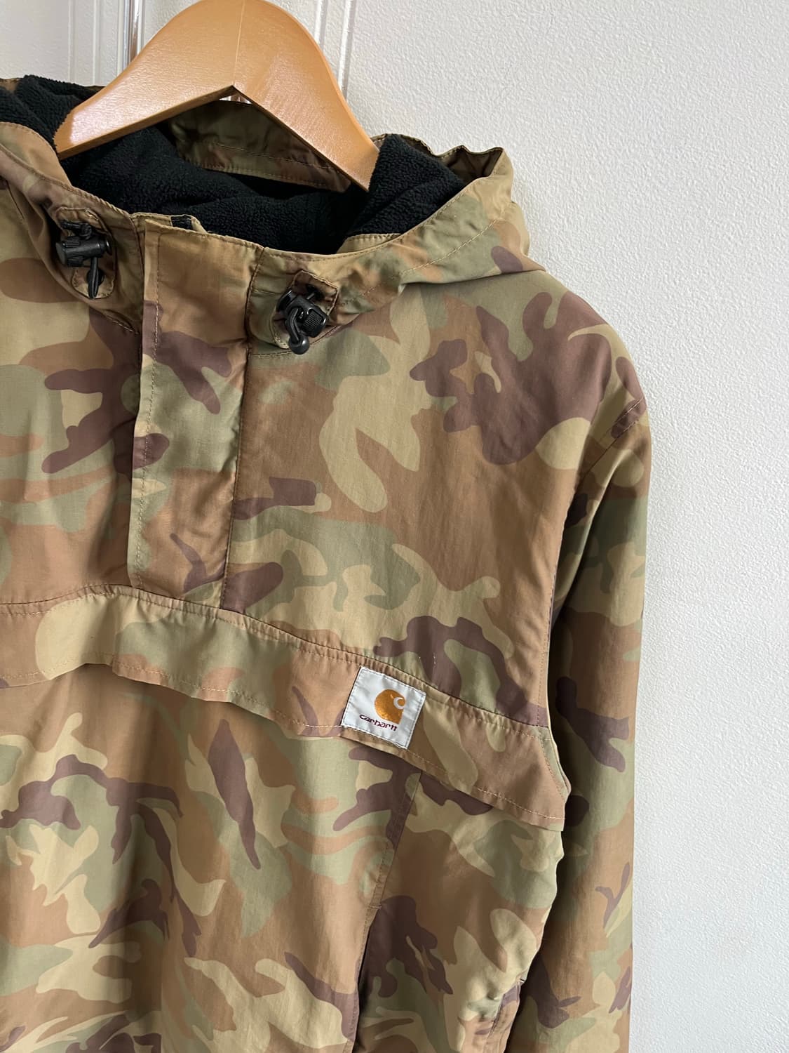 칼하트 카모플라쥬 기모 후드 아노락 점퍼 상품이미지5