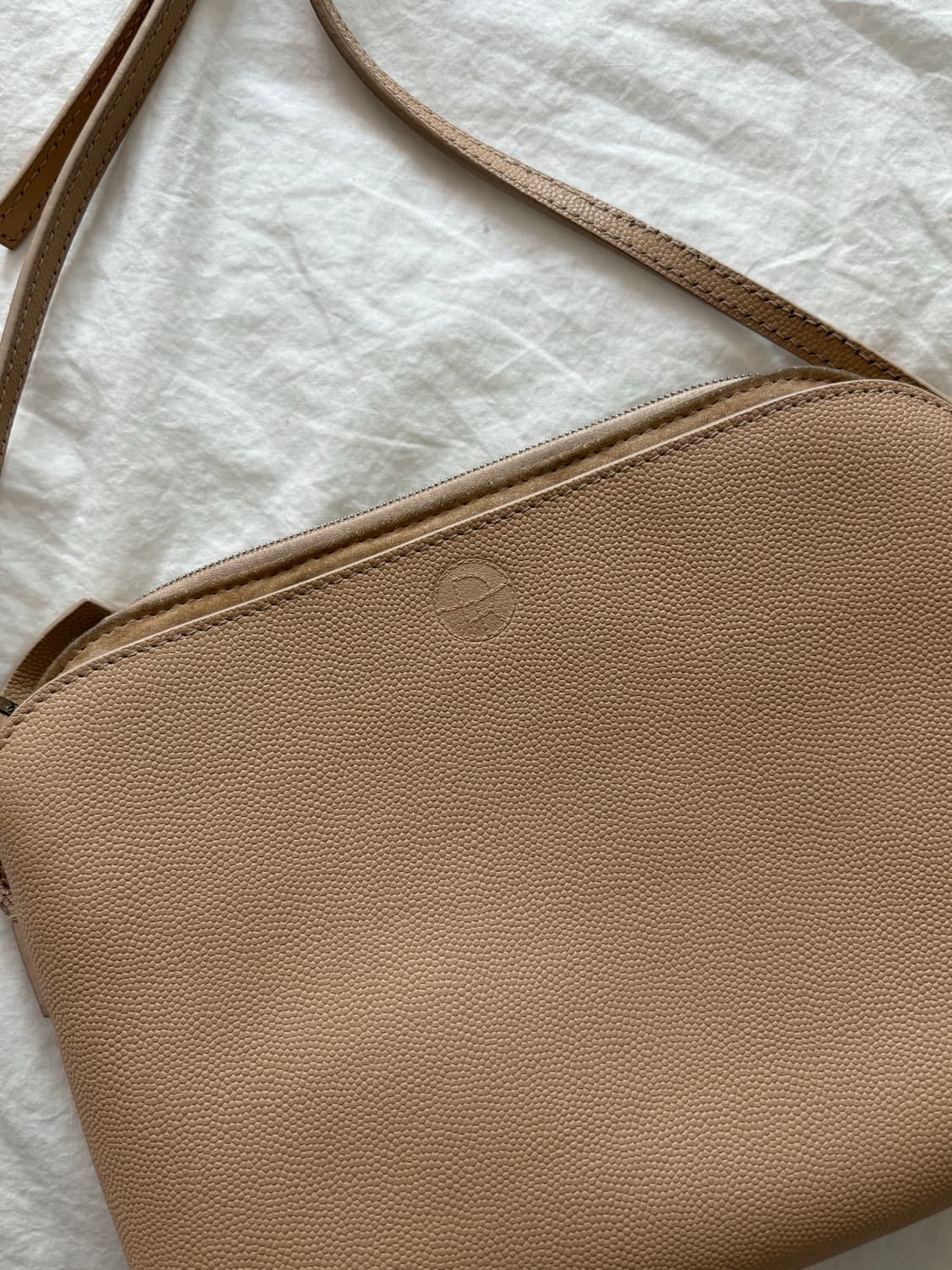 Therow 더로우 크로스백 베이지 상품이미지2