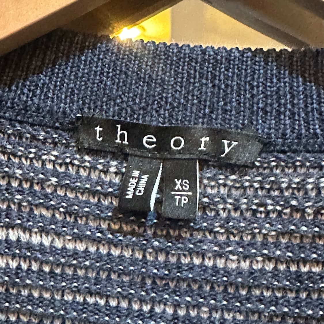 띠어리 니트  상품이미지2