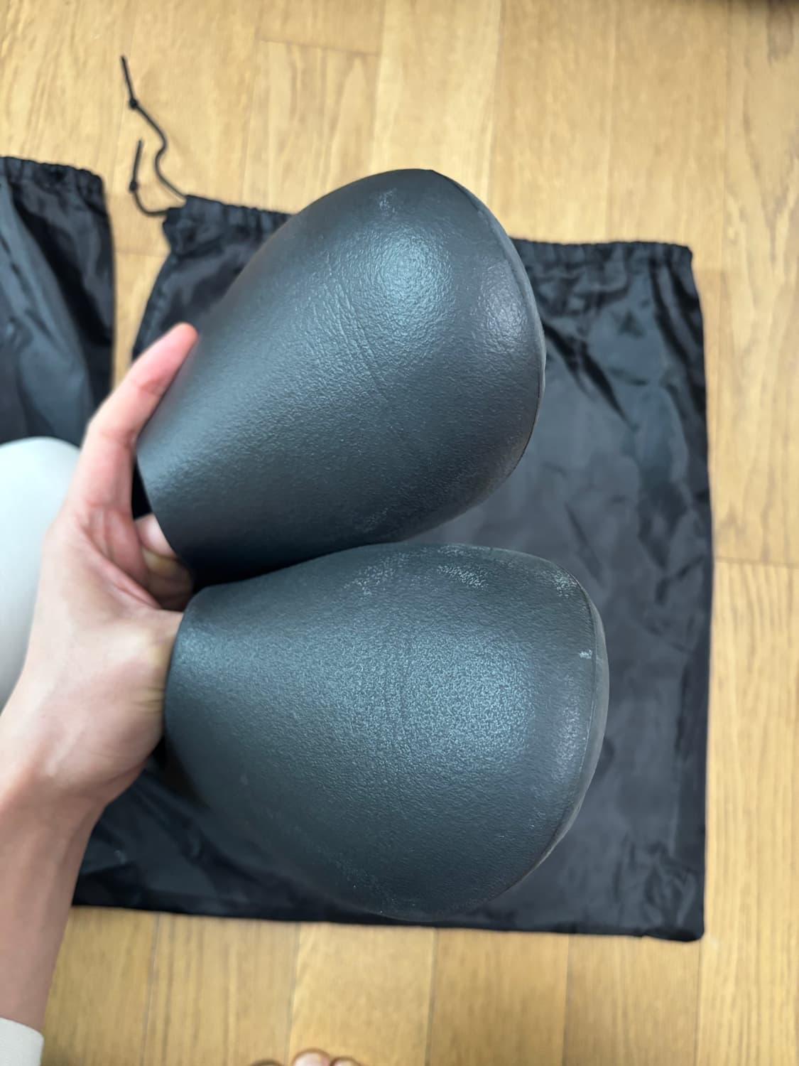 YEEZY SL-01 슬라이드 블랙, 화이트 일괄 상품이미지9