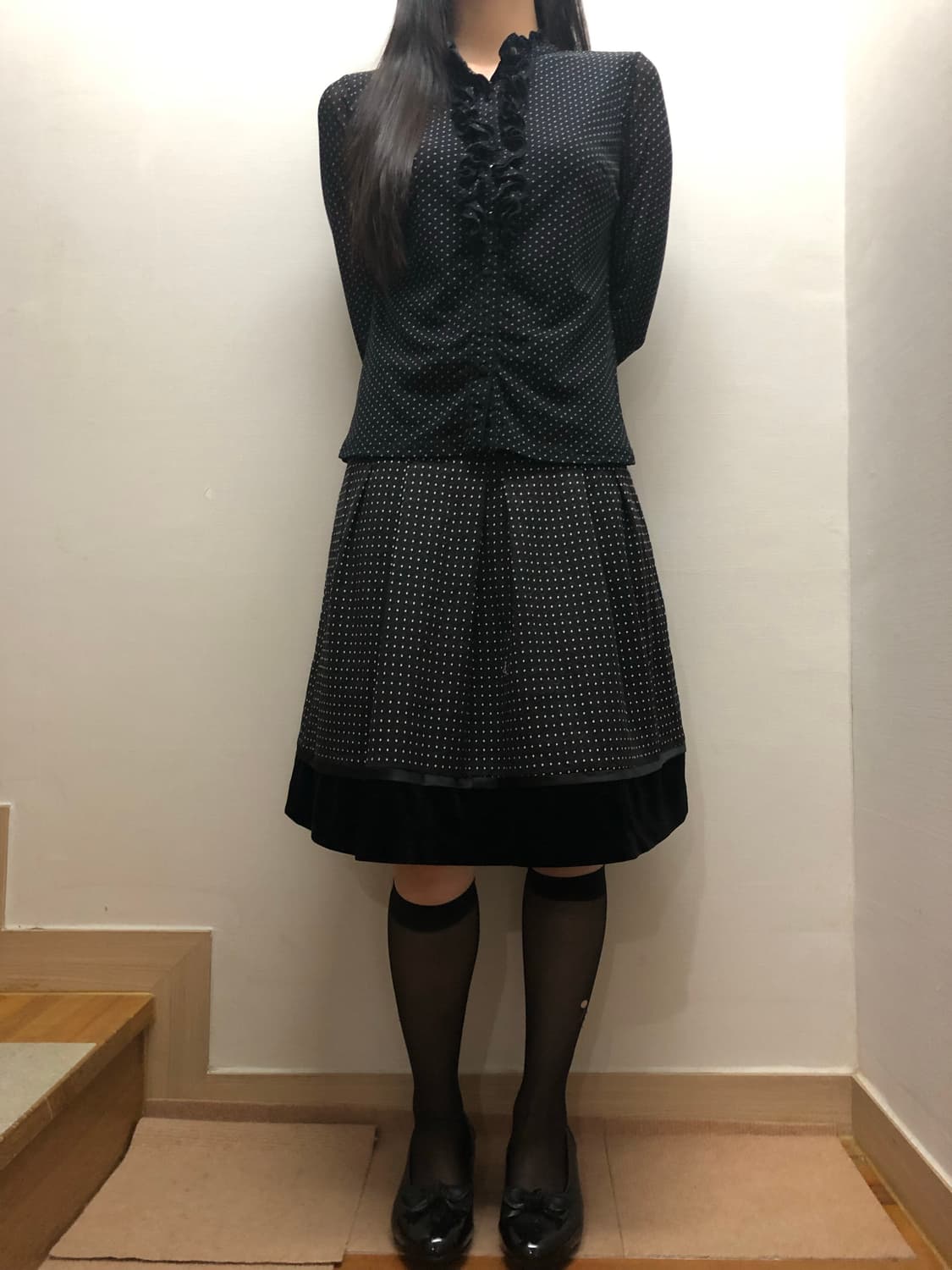 빈티지 블랙 도트 프릴 블라우스 상품이미지3