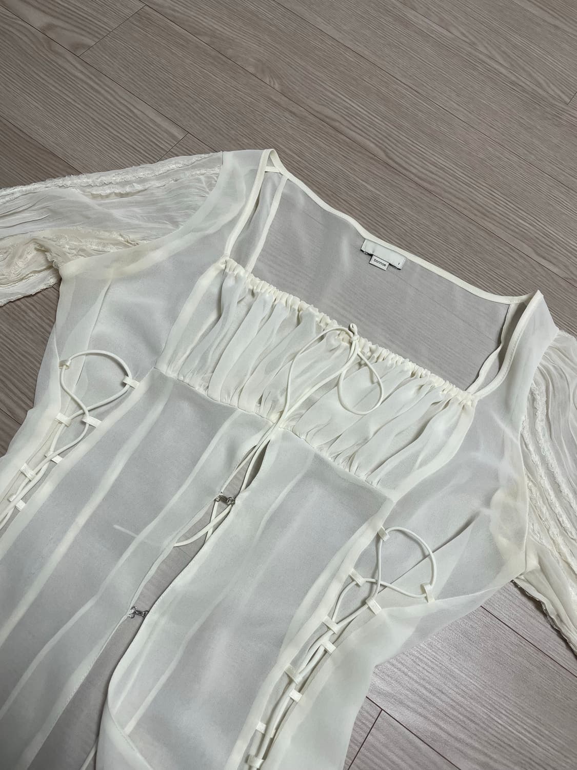 Bonnae Lace up chiffon blous 상품이미지5