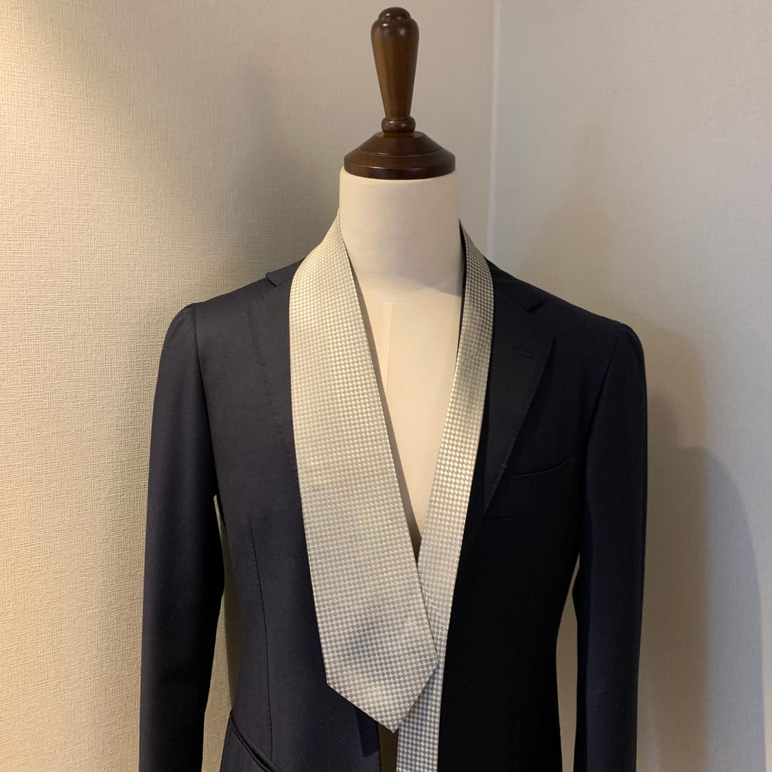 버버리(BURBERRY) 화이트컬러 체크넥타이 명품 100실크 A+등급 상품이미지1