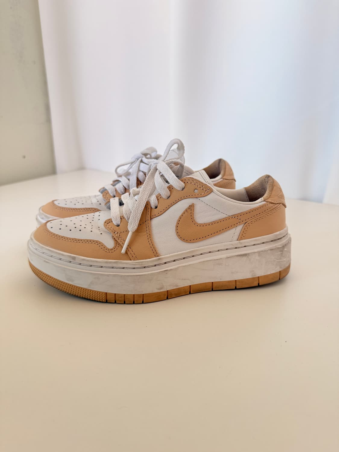 나이키(nike) 에어 조던(Air Jordan) 1 엘리베이트 로우   상품이미지1