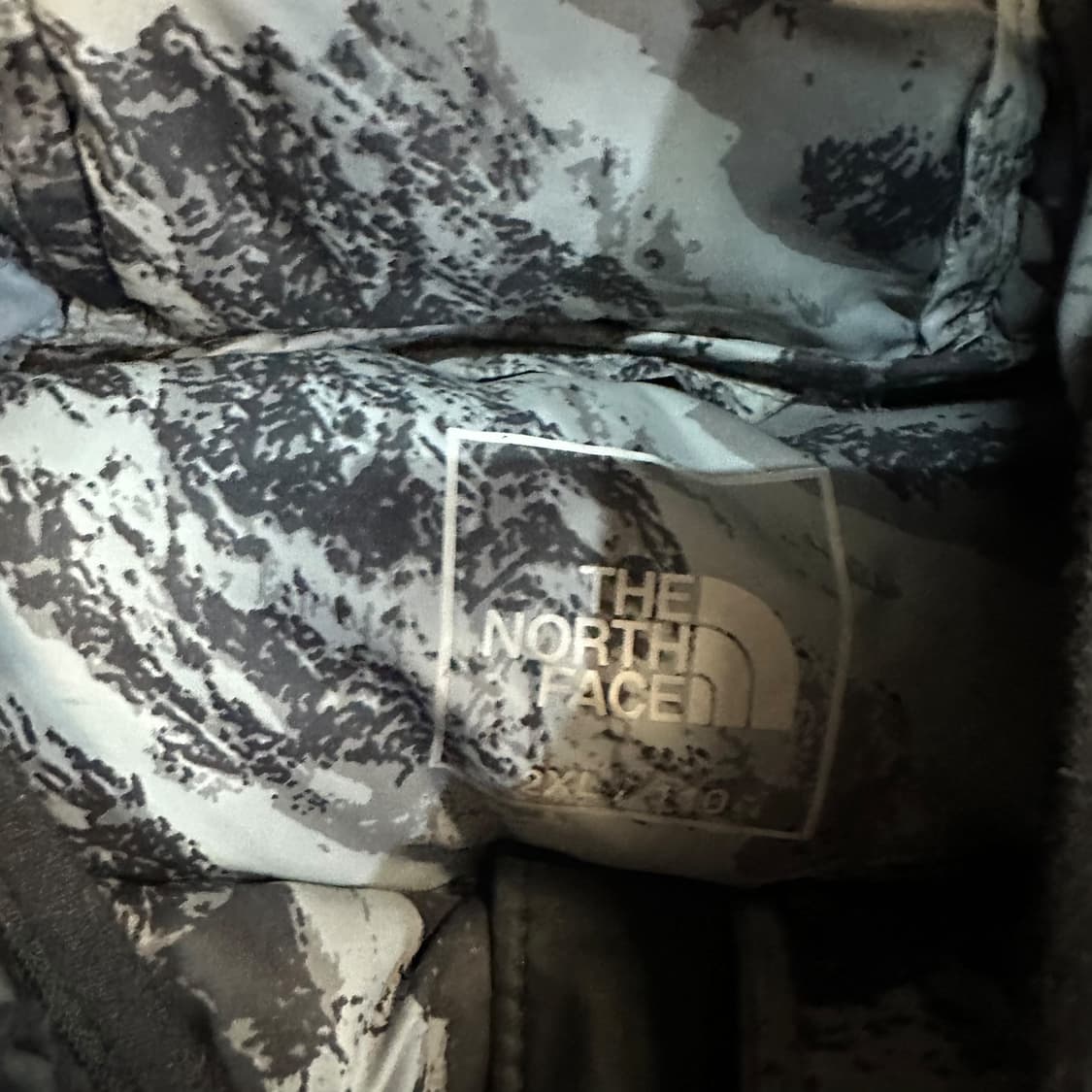 노스페이스 경량 구스 패딩 상품이미지5