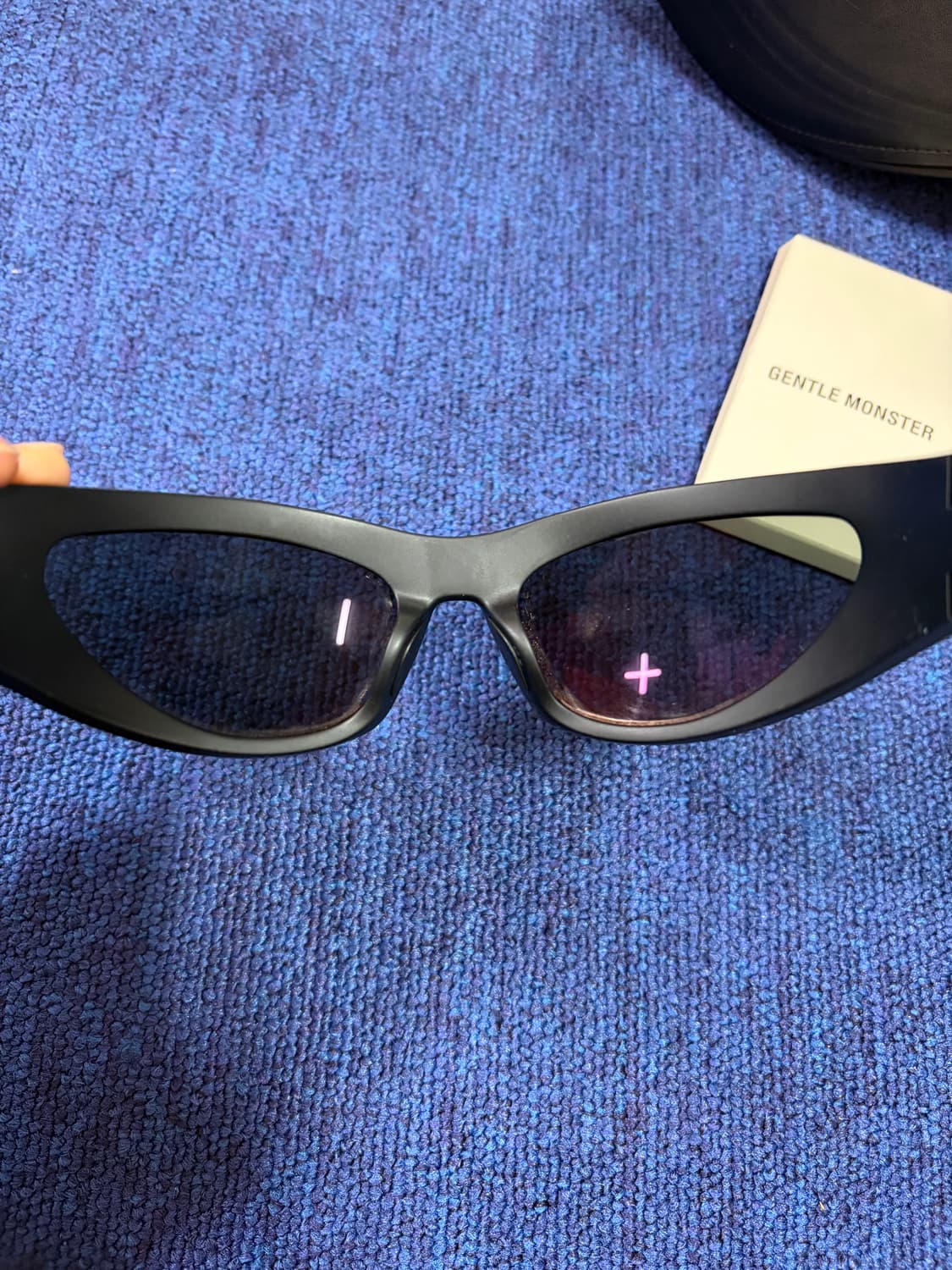 젠틀몬스터 뮈글러 스파이럴 02-M01 상품이미지4