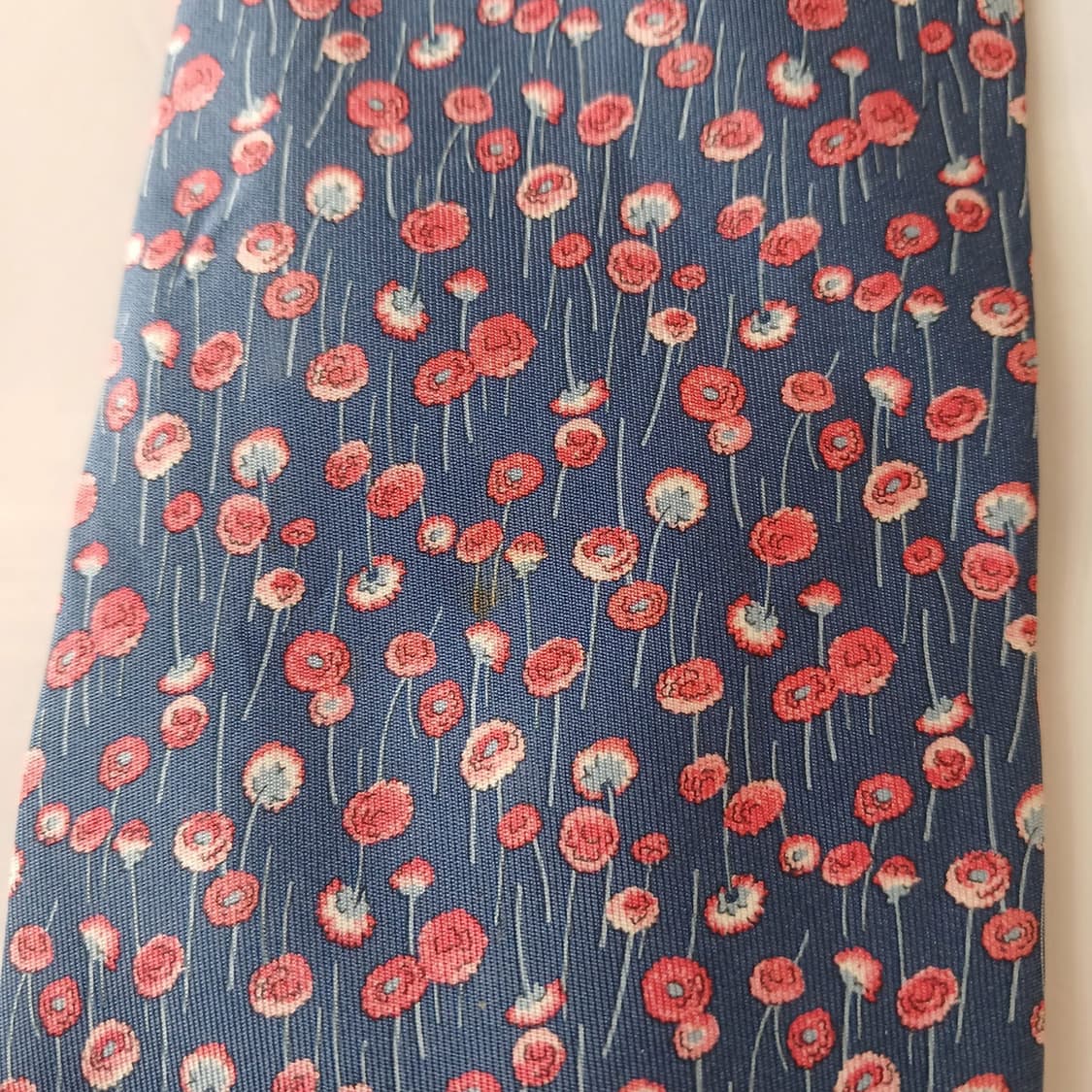 페라가모 실크 블루 플라워 넥타이 9.7cm A등급 A19334
 상품이미지8