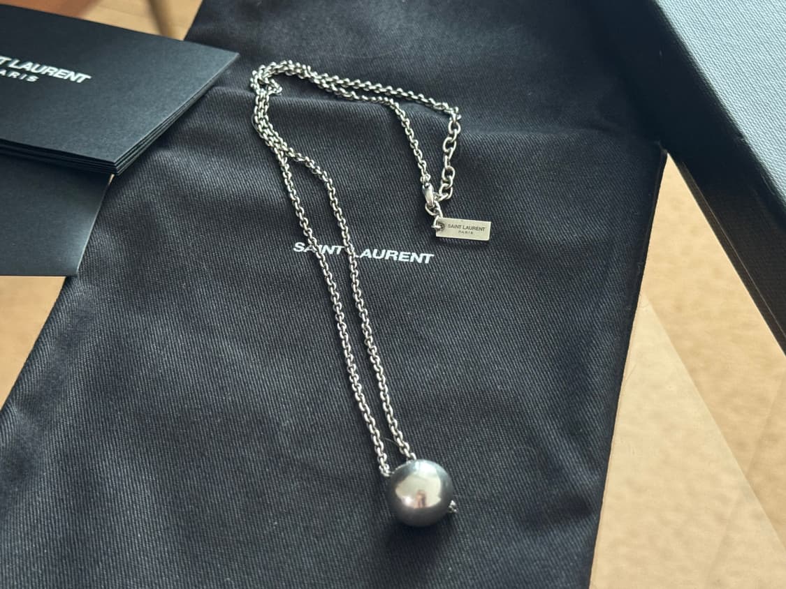 정가 56만 생로랑 실버 볼 펜던트 목걸이 남녀공용 상품이미지1