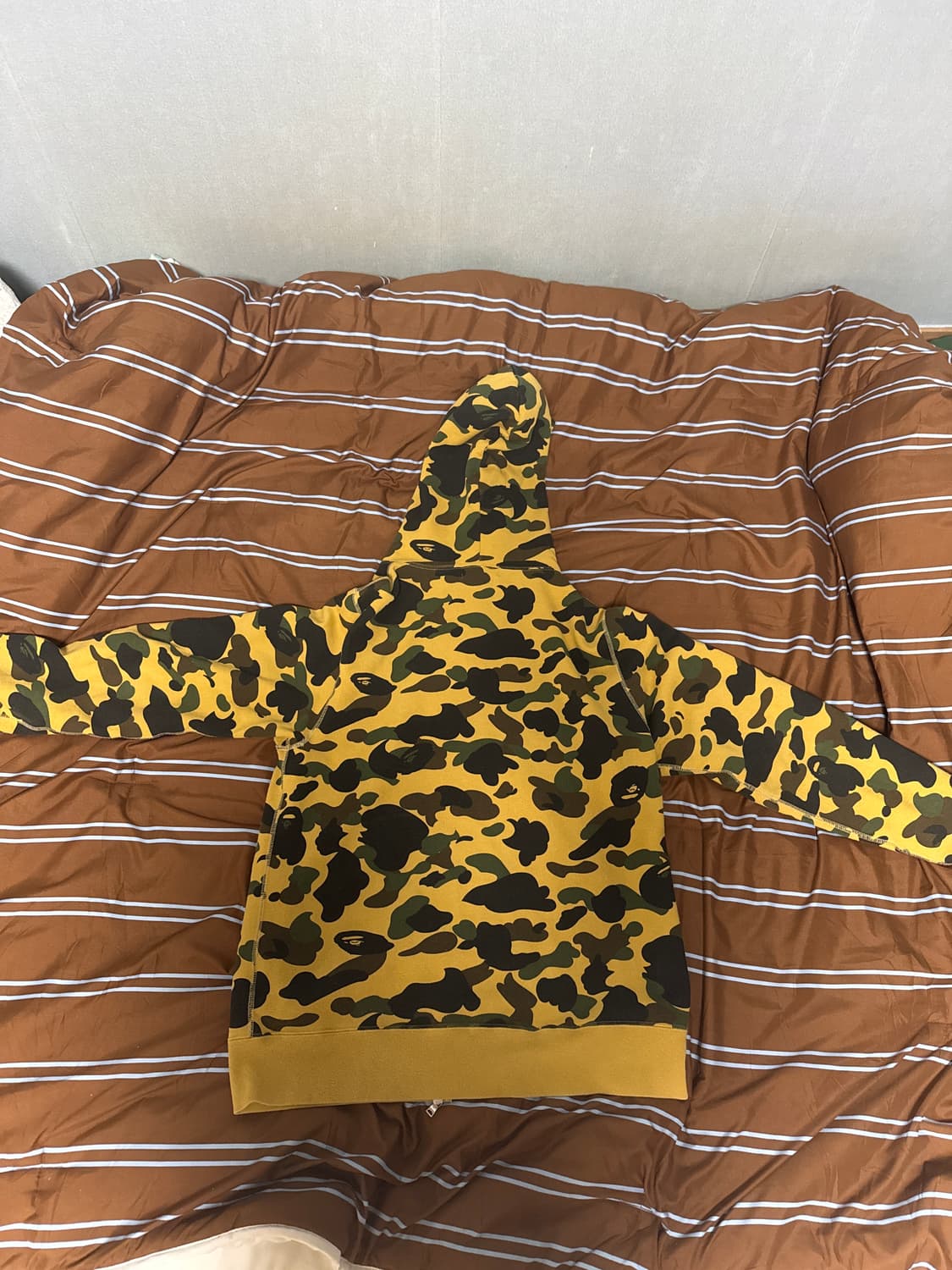 Bape 1st camo full zip hoodie yellow 상품이미지3