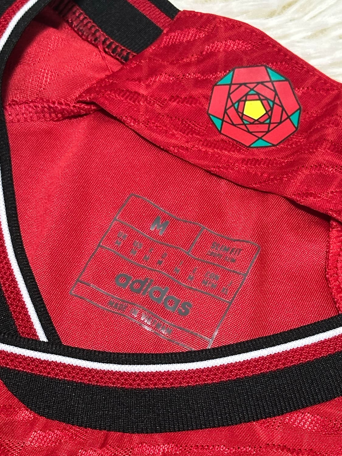 맨체스터 유나이티드 노마킹 유니폼 23/24 M 상품이미지2