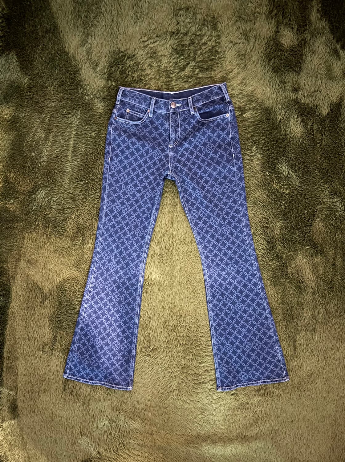 [M] 찰스 제프리 러버보이 지오메트릭 패턴 부츠컷 데님 팬츠 상품이미지1