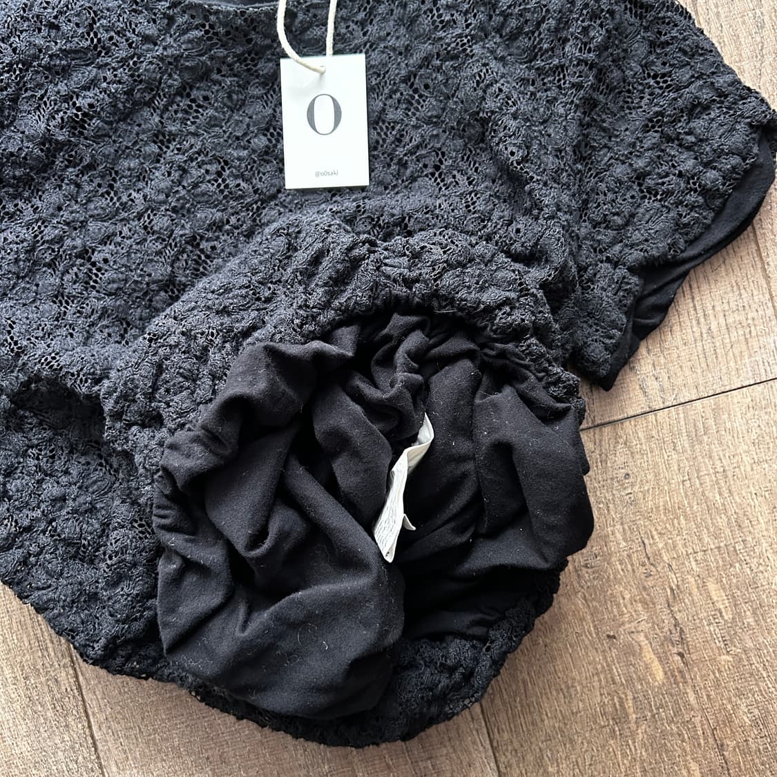 Volumed Shirring Lace Blouse 상품이미지5