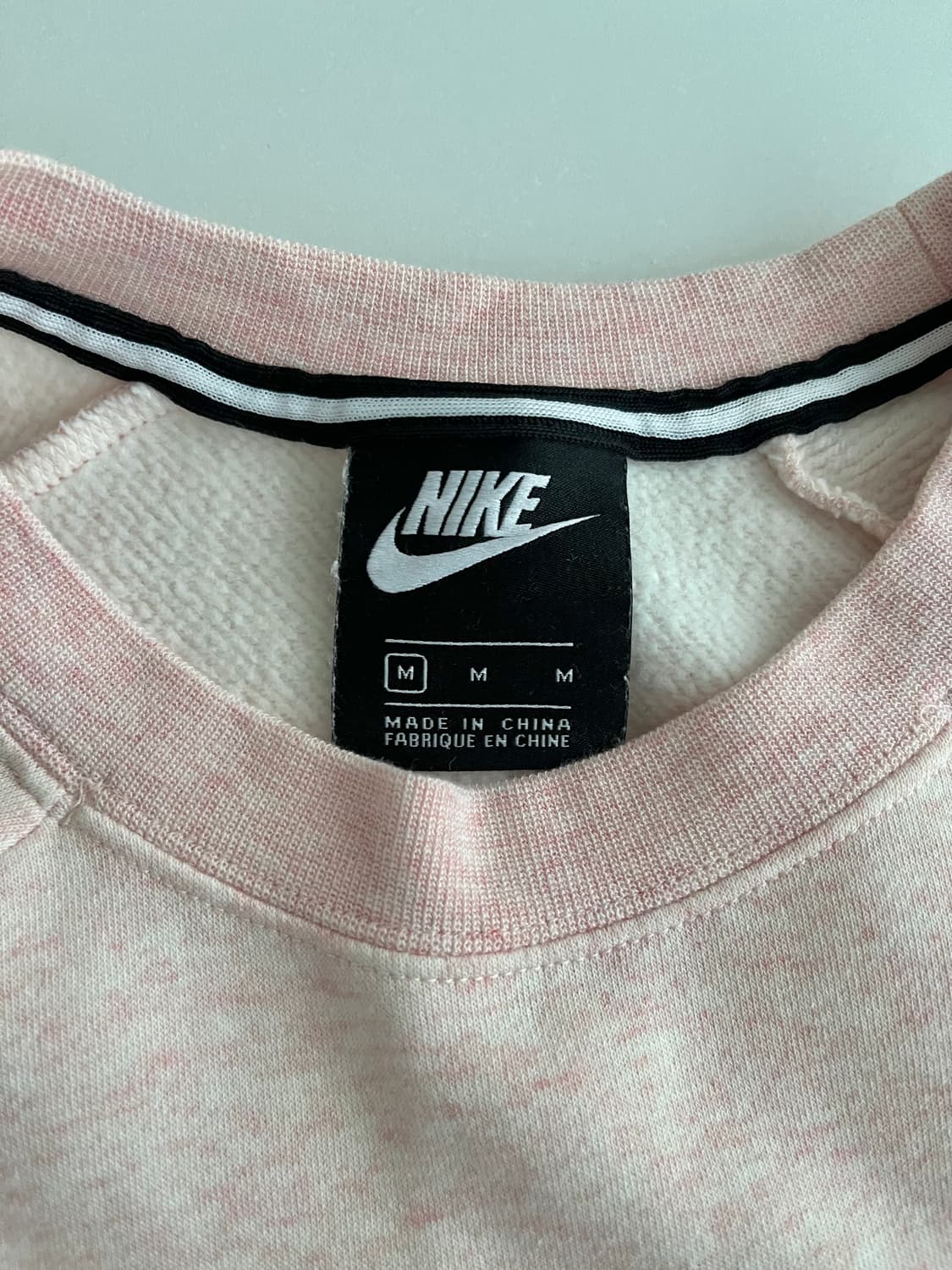 M) 나이키 스우시 기모 맨투맨 핑크 상품이미지4