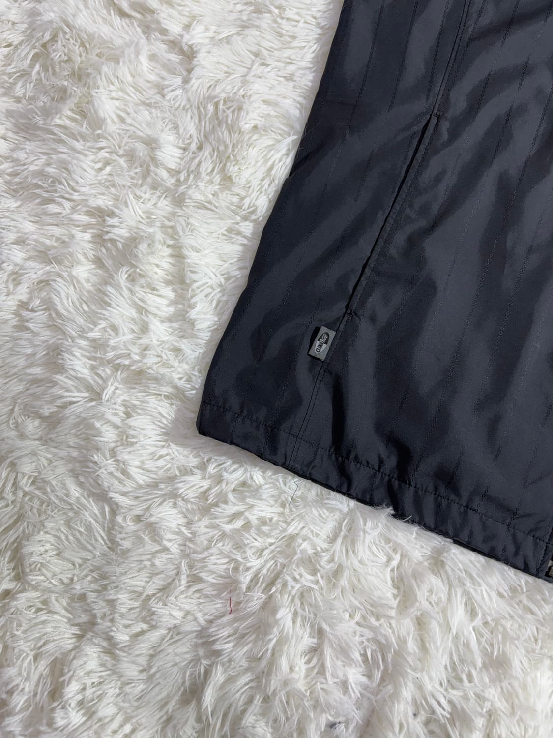 아디다스 블랙 스몰로고 디테일 바람막이  상품이미지6