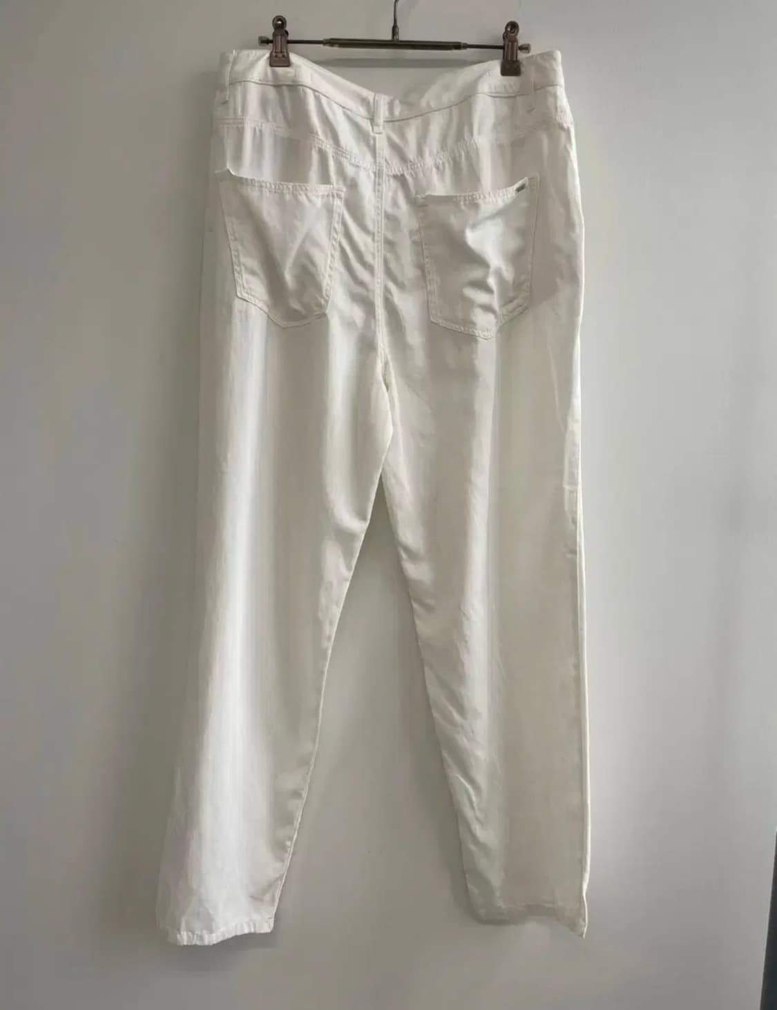 새상품))마시모두띠 화이트 리오셀 린넨 혼방 팬츠 (42사이즈/32-33 상품이미지2