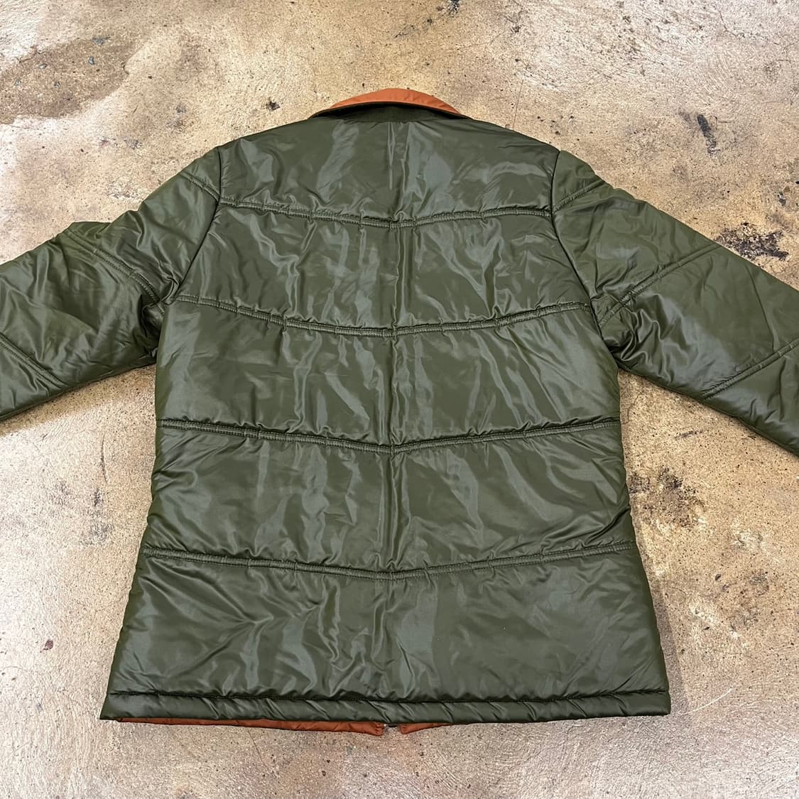 아디다스 양면 리버시블 카키 오렌지 브라운 경량 얇패딩  상품이미지2