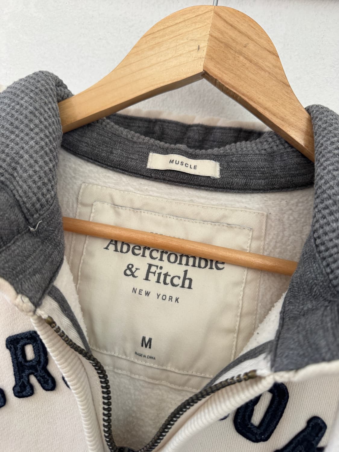 아베크롬비 아이보리 후드집업 상품이미지4