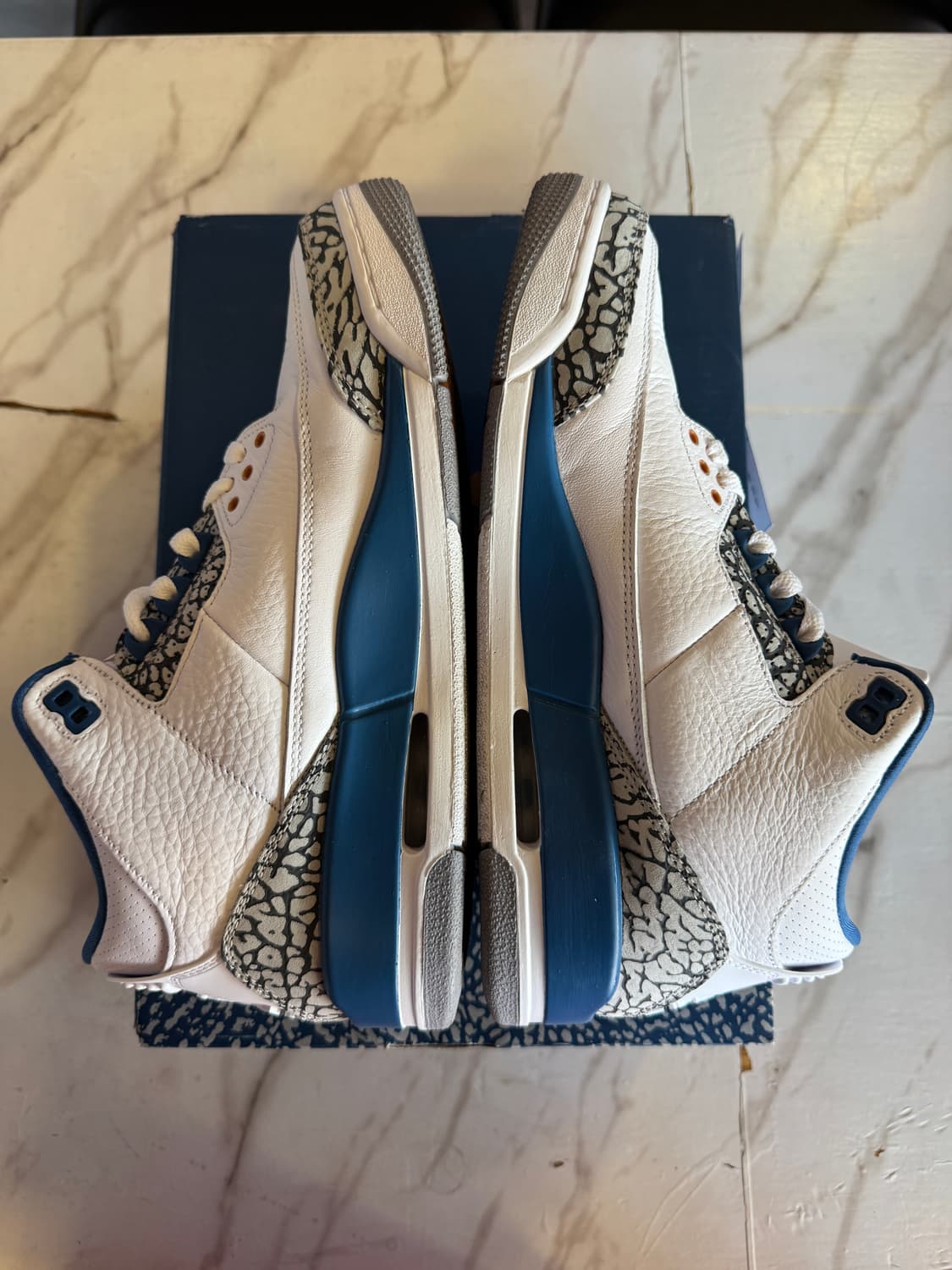 조던3 레트로 트루 블루 앤 코퍼(2023) 265 팝니다 상품이미지3