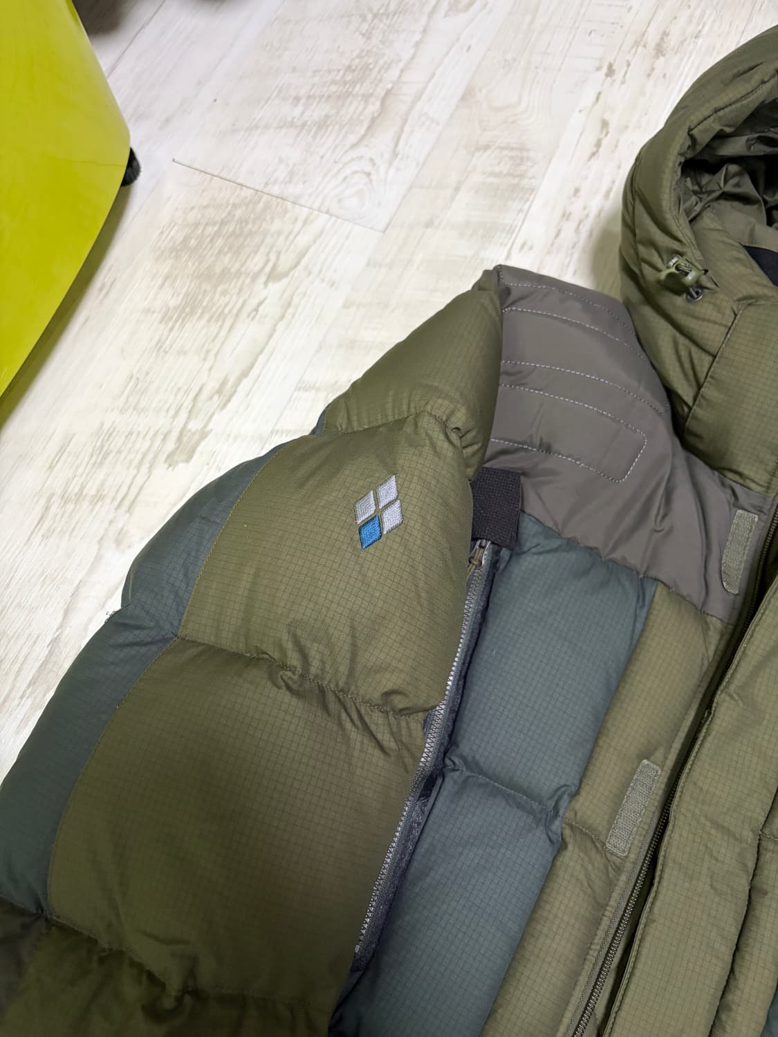 [105]몽벨 EX800 고어텍스 윈드스토퍼 구스다운 올리브 상품이미지4