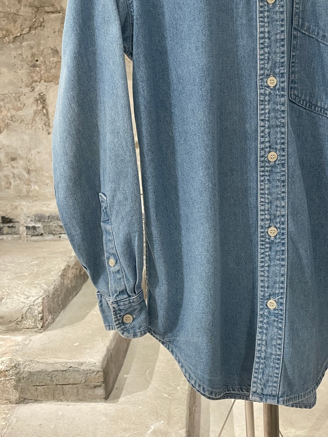 플래닛 할리우드 연청 싱글 포켓 데님 셔츠 상품이미지4