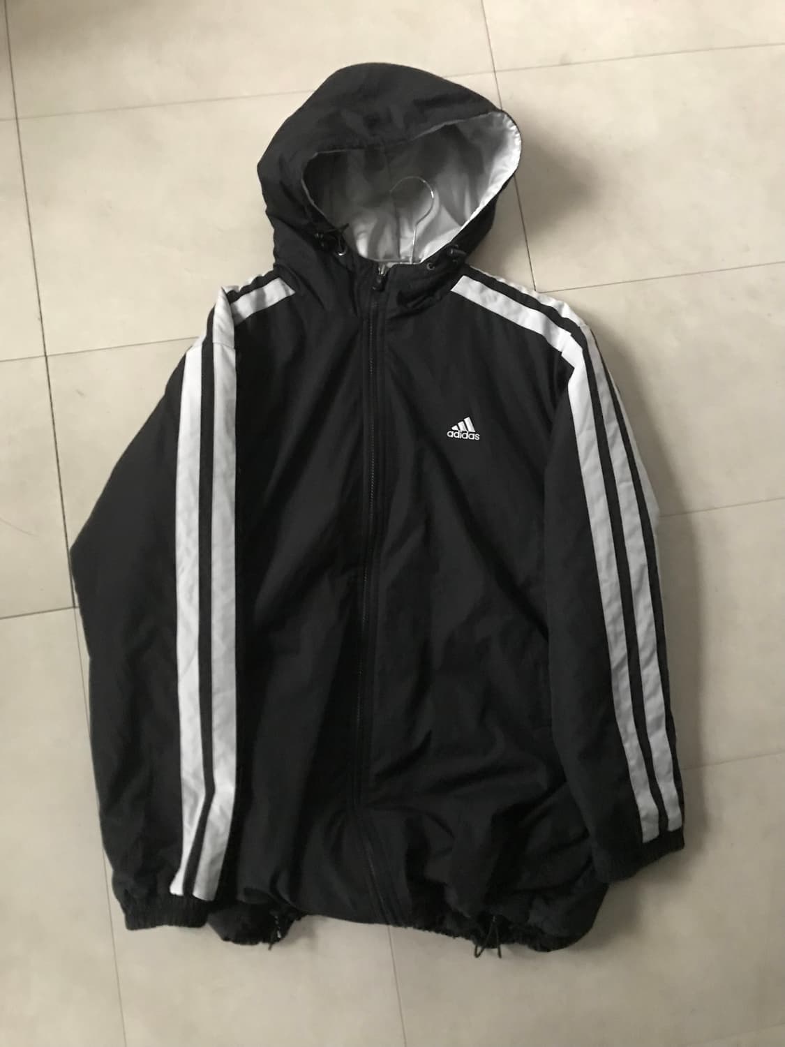 아디다스 00s 블랙 누빔패딩 상품이미지8