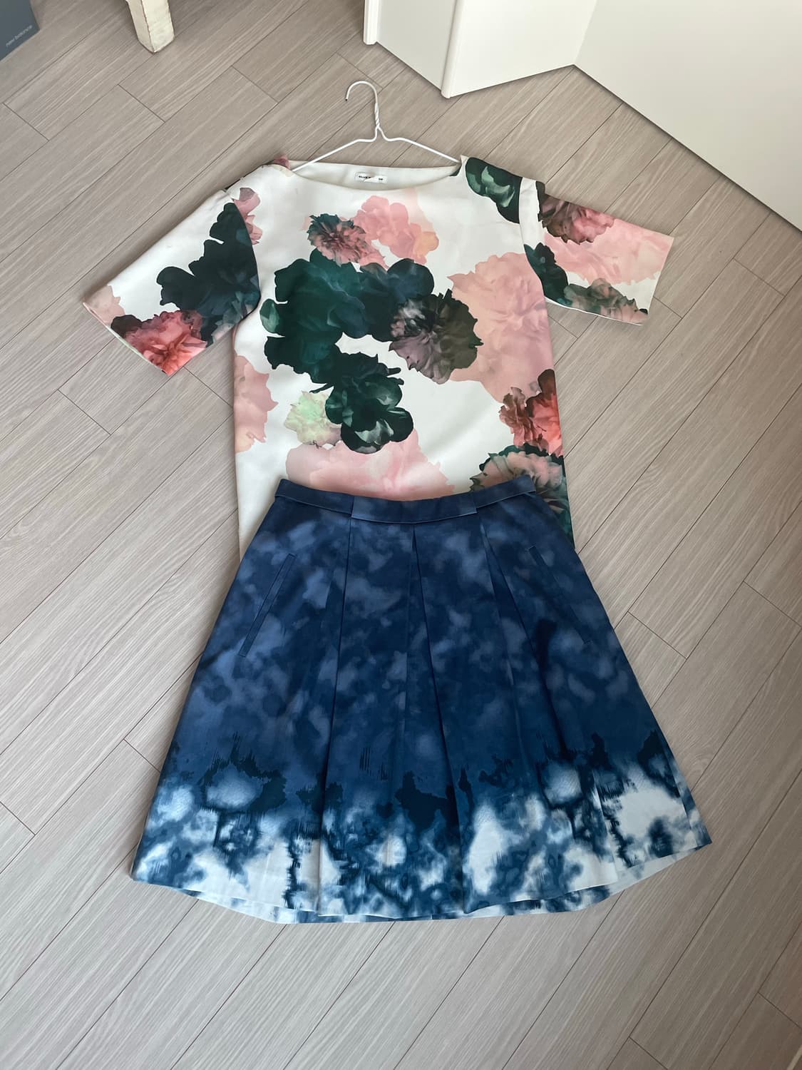 (보관신품!) 엘리타하리 나염 스커트 2사이즈 상품이미지2