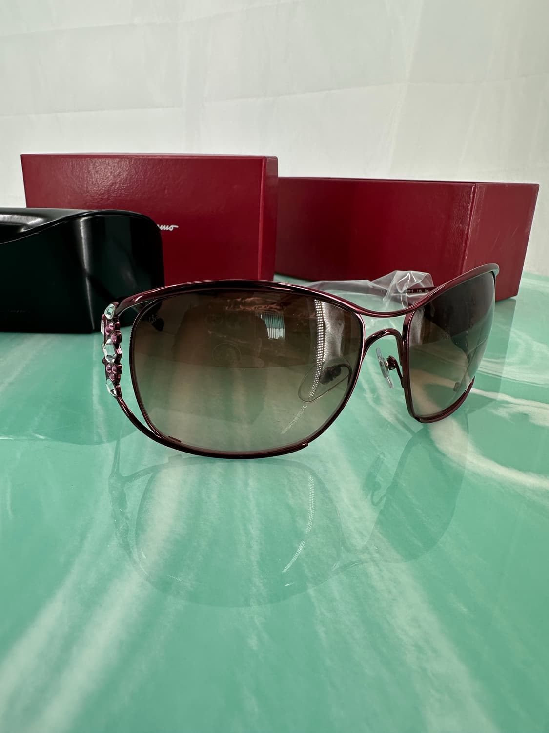 [정품 새상품 무료배송] 페라가모 여성 선글라스 상품이미지2