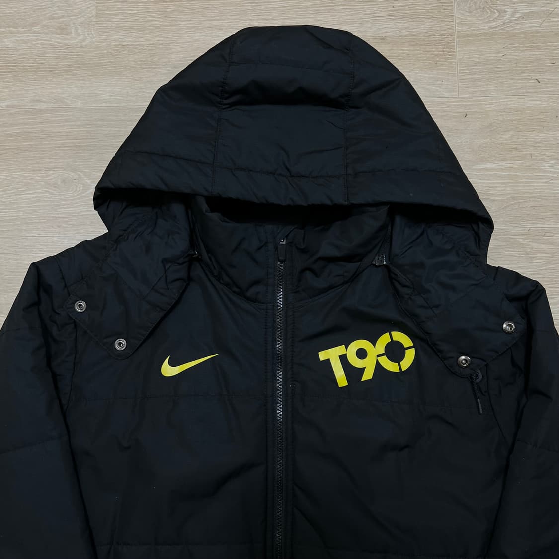 나이키 T90 스우시 로고 후드 패딩 점퍼 [블랙] L/100 상품이미지2