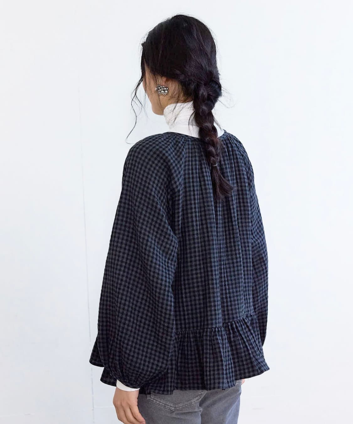 콜로신스 체크 우드벨 블라우스 그레이 상품이미지2