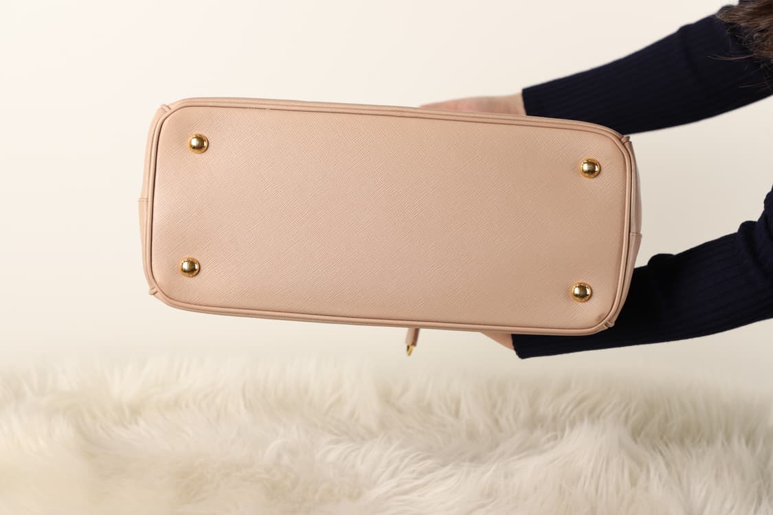 프라다 갤러리아 사피아노 미디움 토트백 핑크베이지 상품이미지4