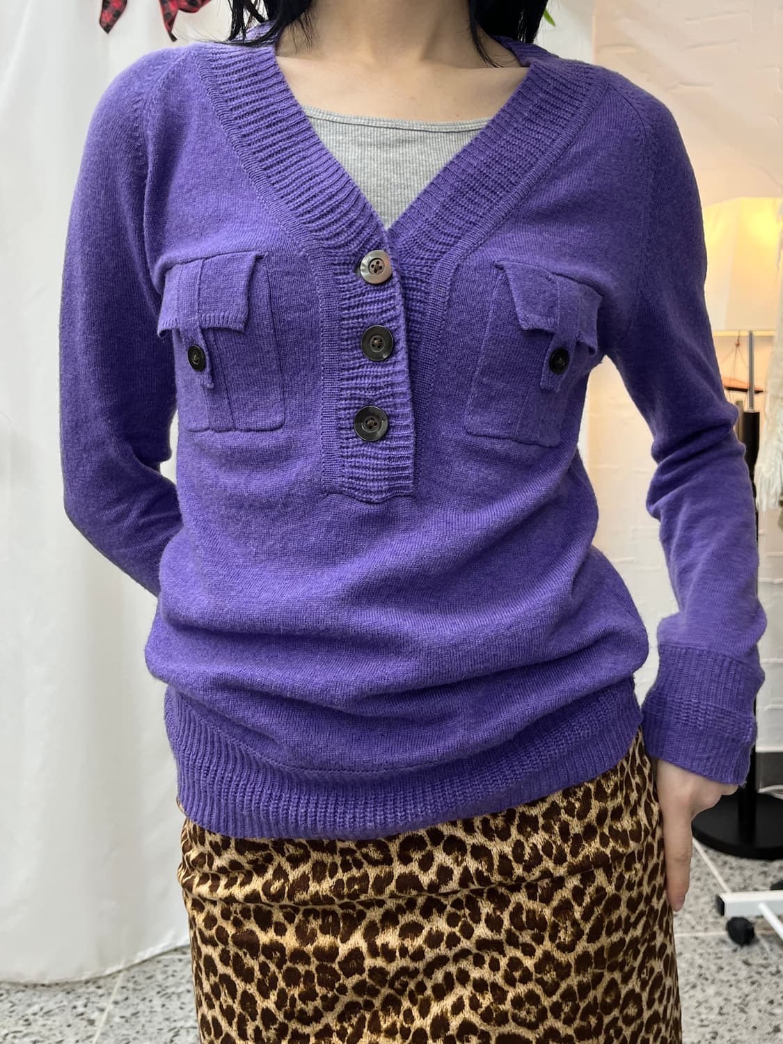 Pocket purple v-neck knit 상품이미지5