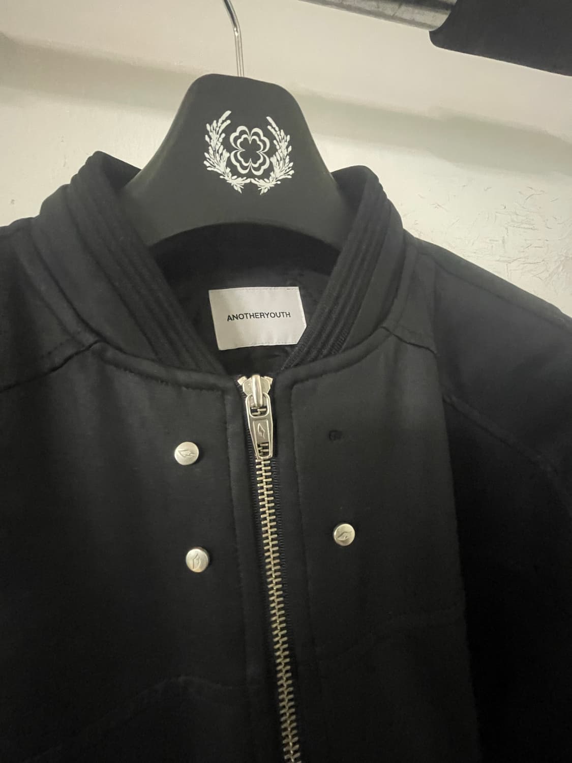 ANOTHERYOUTH 004-23 crop bomber - black 상품이미지2