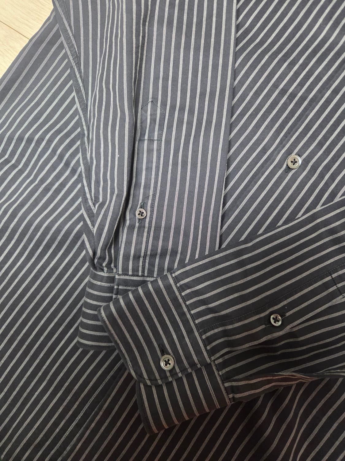 아르마니 꼴레지오니 스트라이프 셔츠 상품이미지4