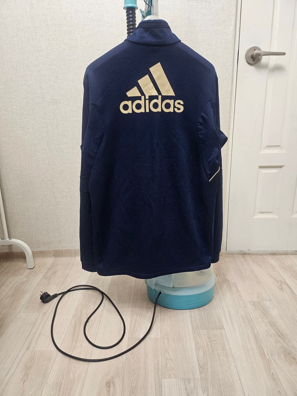 (95)M ☆초대장급☆ 아디다스 첼시 [네이비,골드금장]반집업 트레이닝탑 상품이미지7