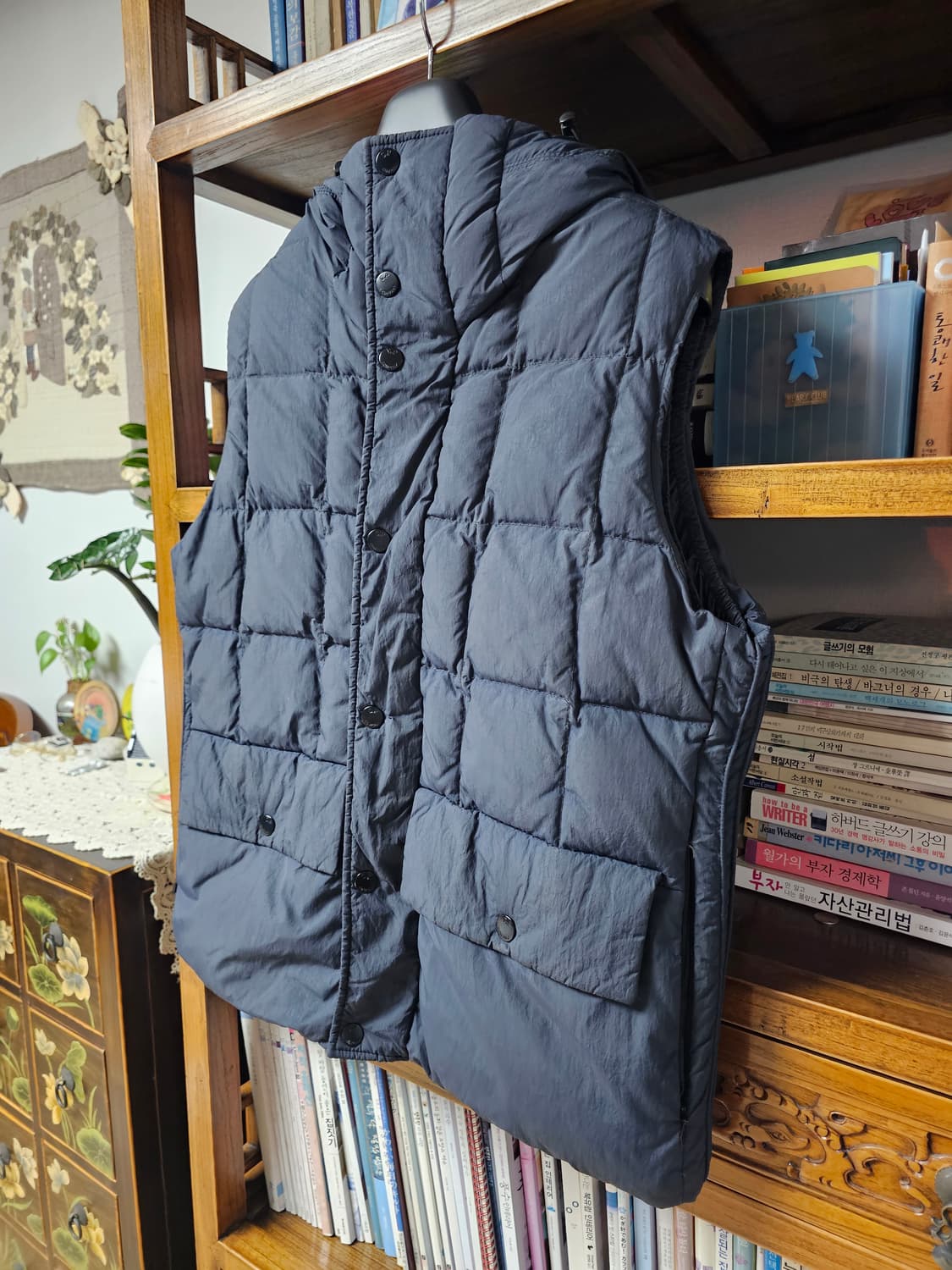 정품 씨피 CP컴퍼니 고글 패딩 조끼 100 사이즈 팔아요 상품이미지5