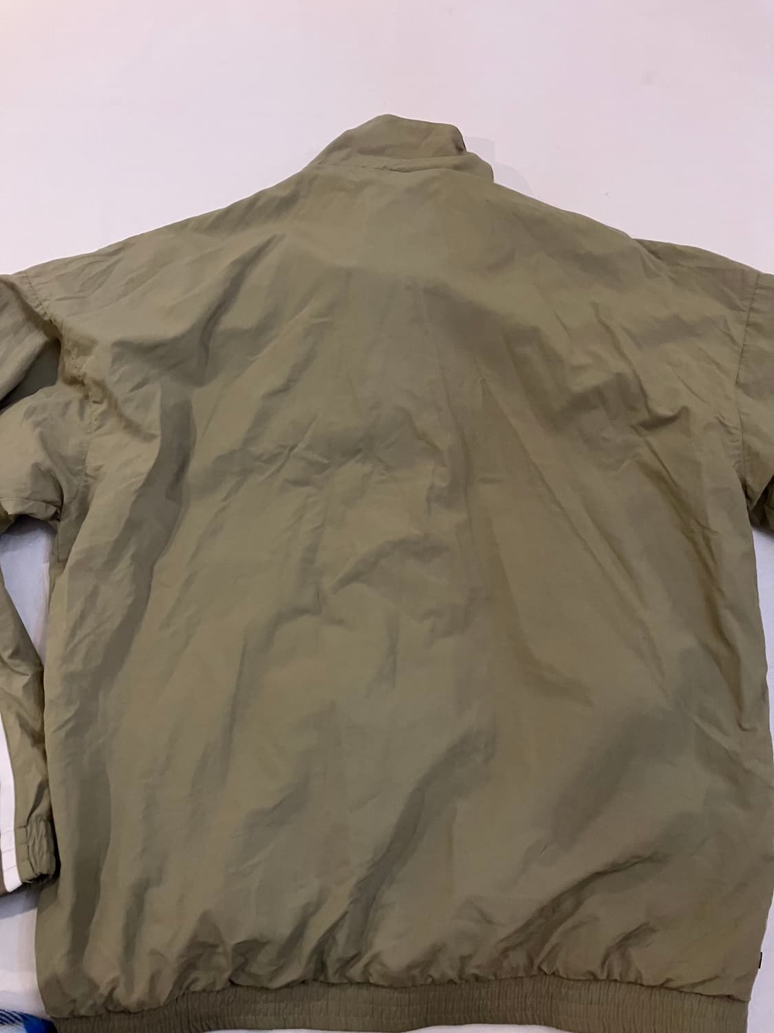 아디다스 투바투 연준 착용 트랙탑 자켓 카키 올리브 상품이미지6