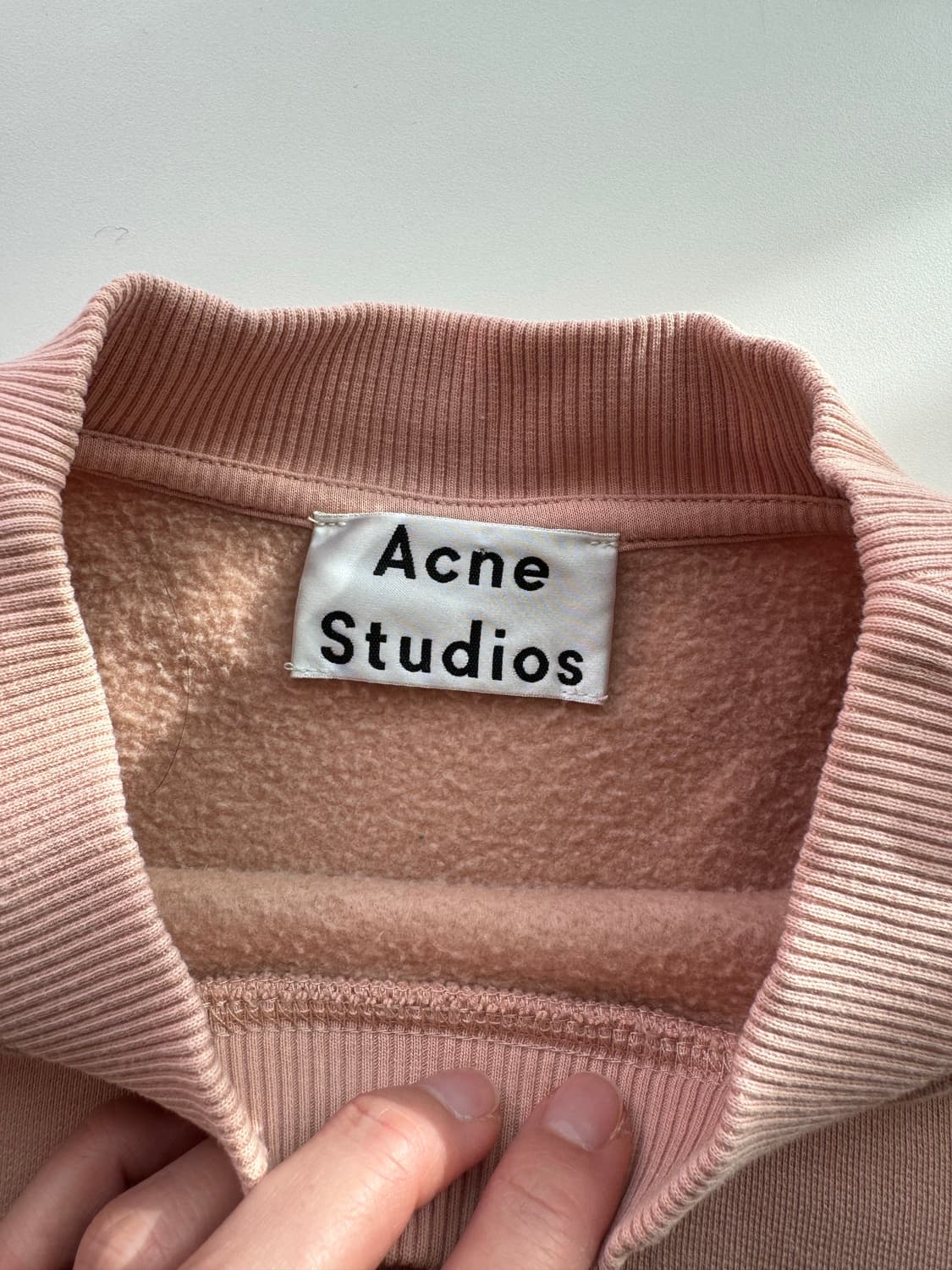 아크네 맨투맨 상품이미지4