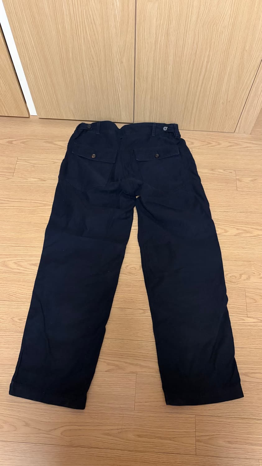 아워셀브스 백사틴 퍼티그 팬츠 네이비 2사이즈 상품이미지2