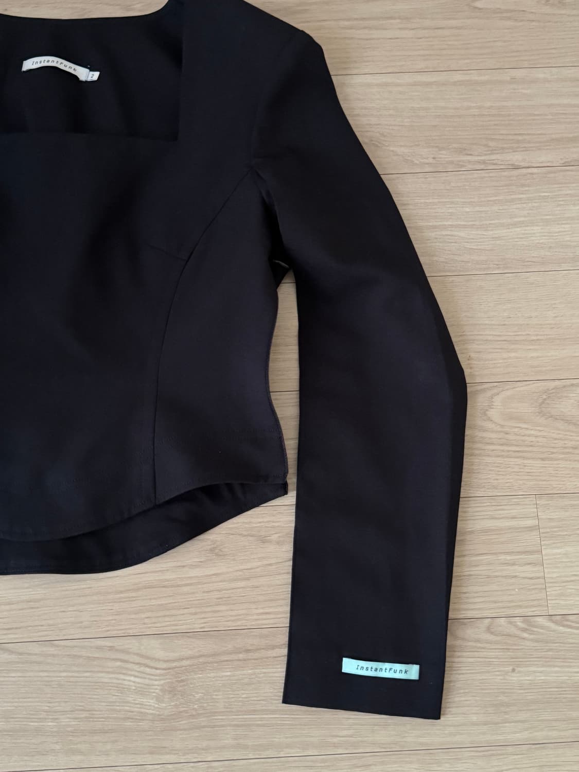 인스턴트펑크 스퀘어넥 블라우스 상품이미지5